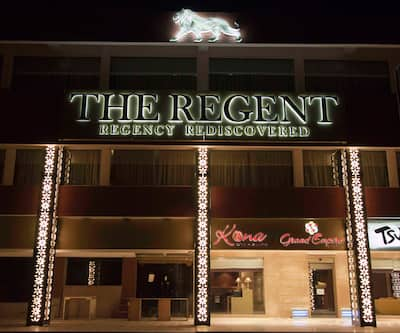 https://imgcld.yatra.com/ytimages/image/upload/t_hotel_yatra_city_desktop/v1432308291/Domestic Hotels/Hotels_Chandigarh/The Regent/Hotel_Front.jpg